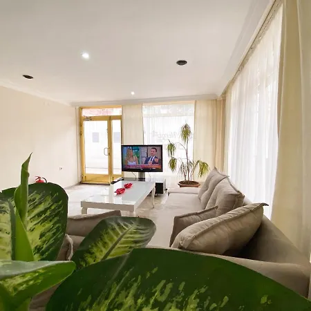 Nergiz Boutique 3* أنطاليا