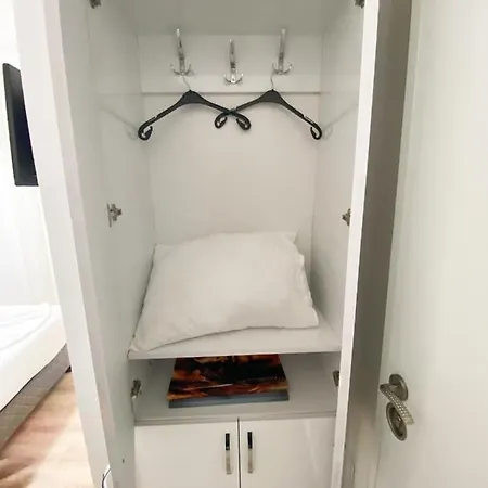 Nergiz Boutique מלון 3*